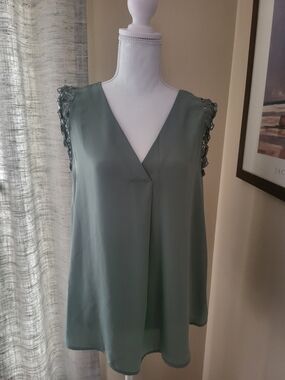 West Kei Sage Green Lace-Trim V-Neck Camisole
